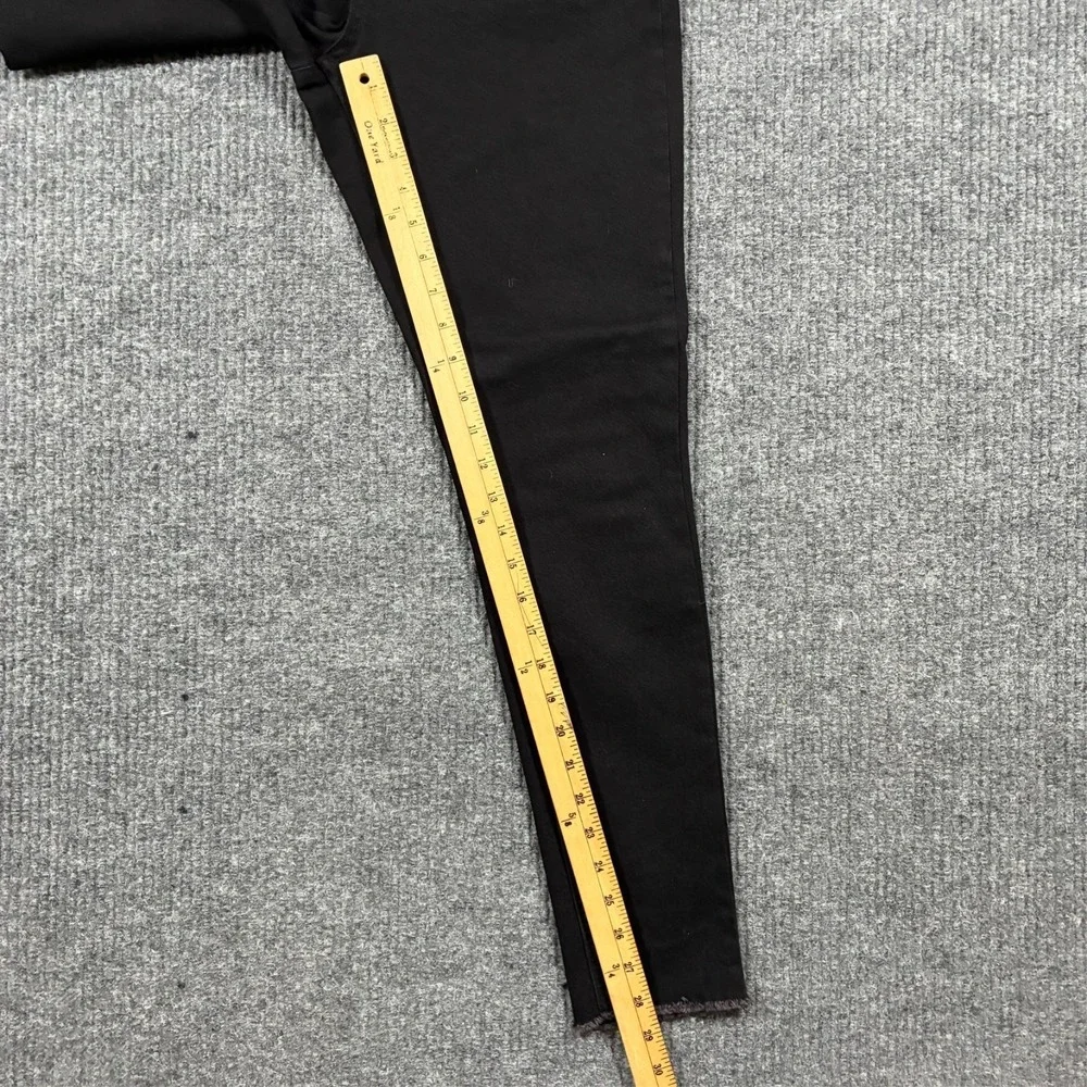 Almost Famous Womens Skinny Jeans Size 9 Black Denim Stretch Raw Hem High Rise